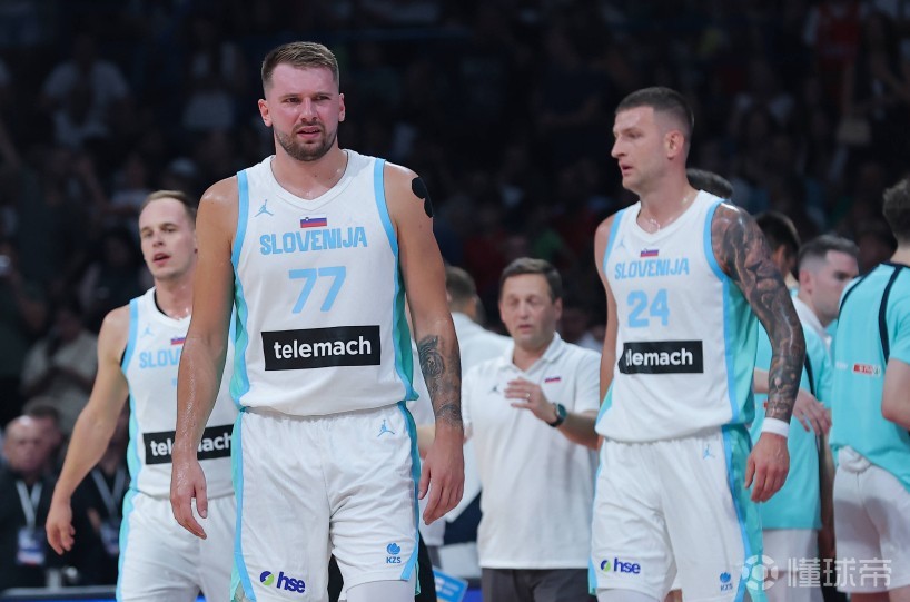 包含赛后欧冠传出新动向，夏洛特黄蜂更衣室发声，管理层表态：信心回归，纪律约束更严格的词条