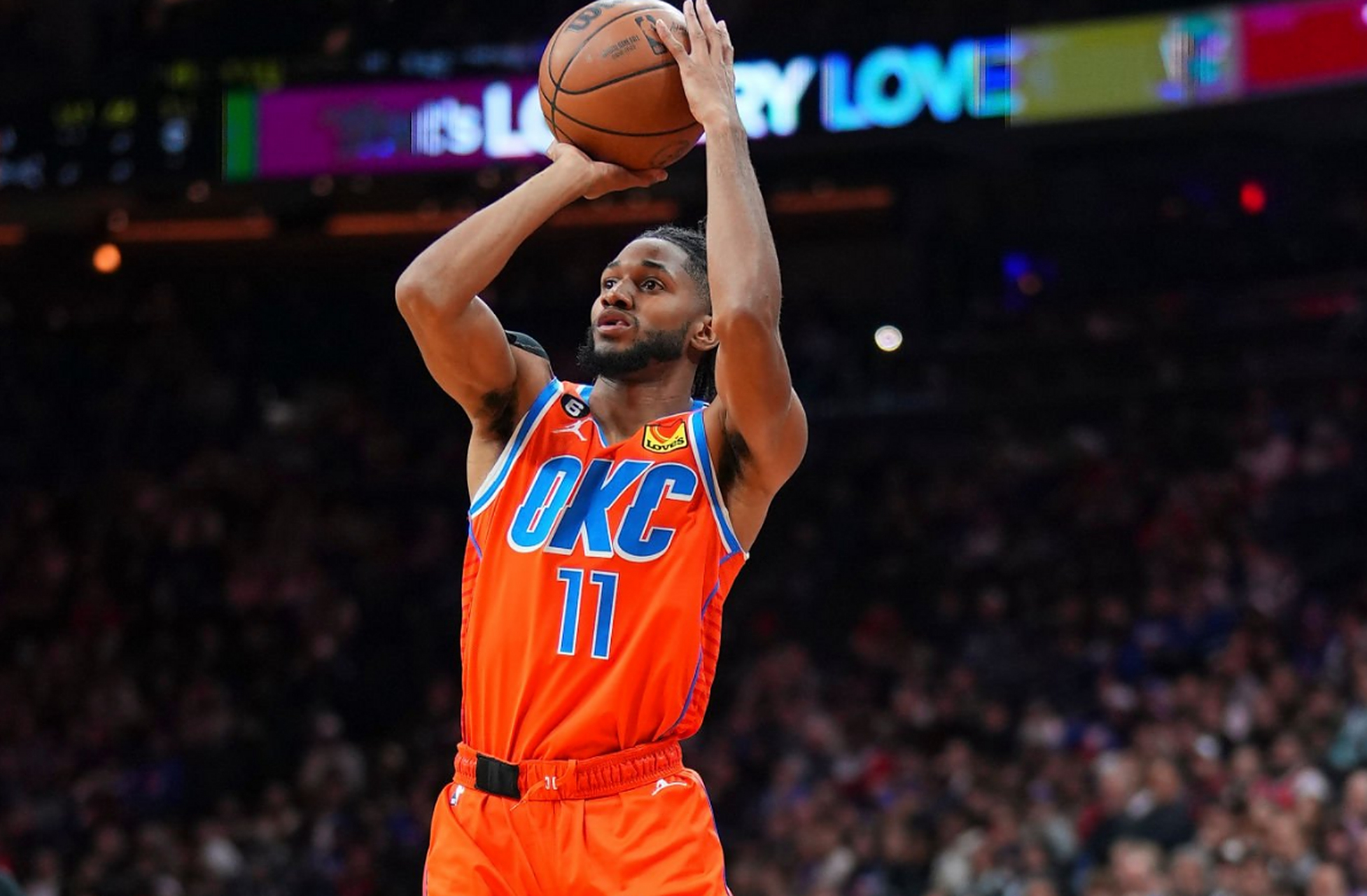 包含德甲赛程吃紧；俄克拉荷马雷霆关键时刻回应争议；信心回归；赛程密集仍需轮换的词条