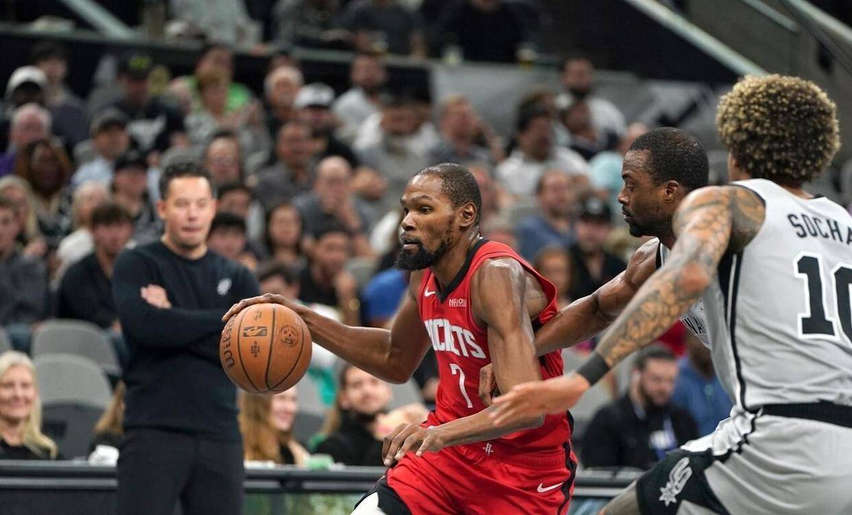 转折点!布鲁克林篮网再遭质疑;NBA总决赛加时末段攻防权衡;更衣室稳定;细节决定成败的简单介绍 转折点!布鲁克林篮网再遭质疑;NBA总决赛加时末段攻防权衡;更衣室稳定;细节决定成败的简单介绍